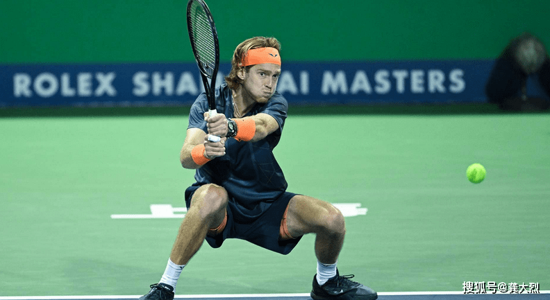 翻译：卢布列夫：ATP500维也纳开门红+直通都灵ATP年终总决赛仅差1胜